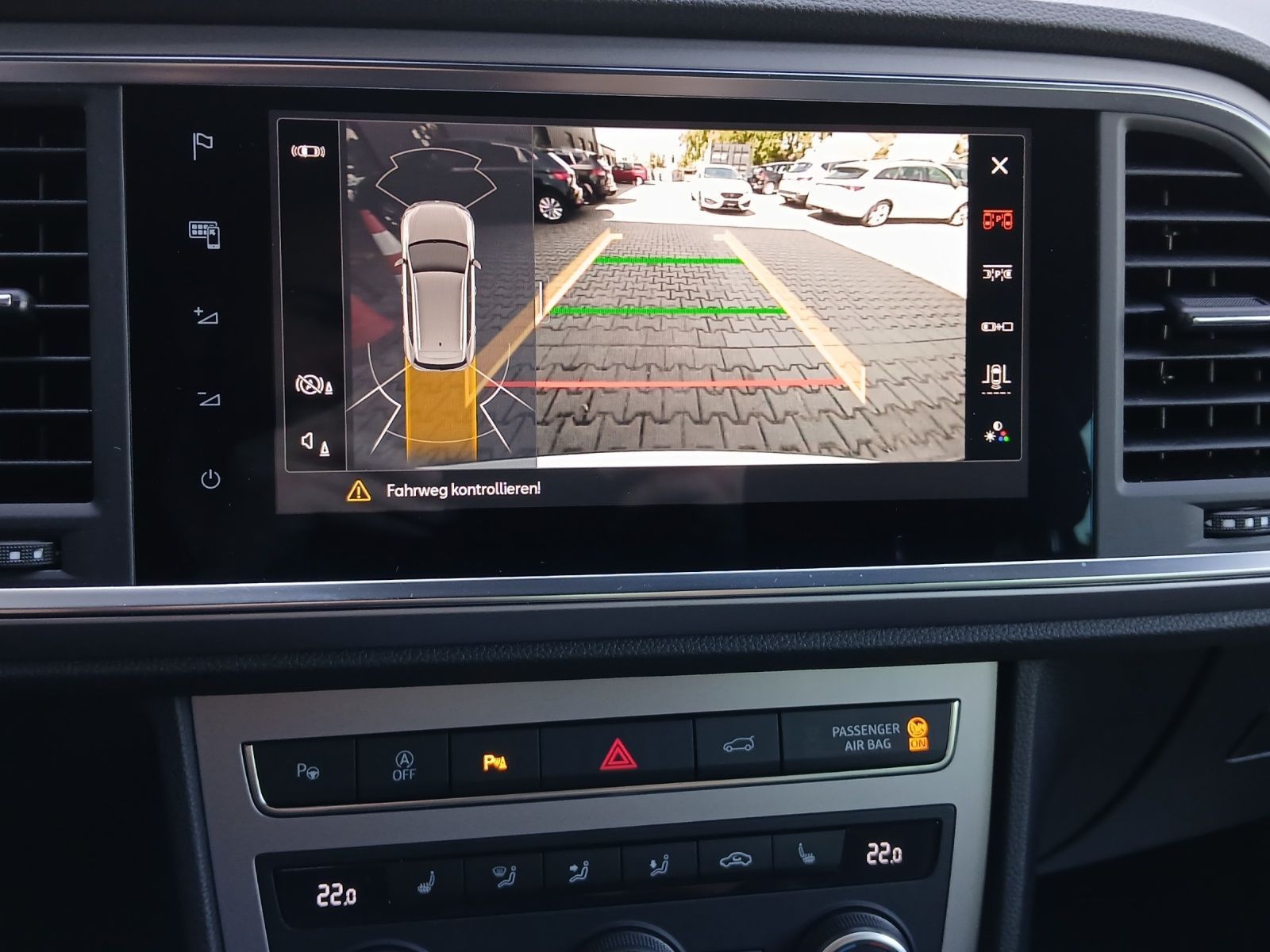 Seat Ateca FR 2.0 TDI DSG*NAVI*AHK*KAM*SHZ*ACC*LED*