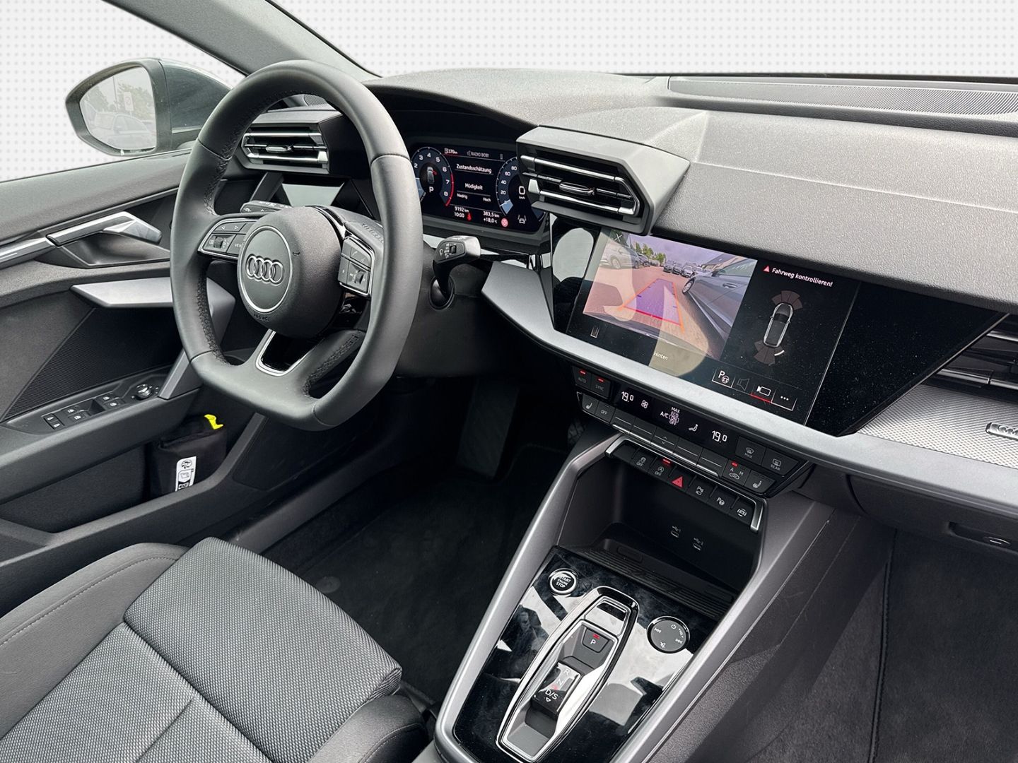 Audi A3 Sportback Advanced 30 TFSI - Samsaru's Car Outlet