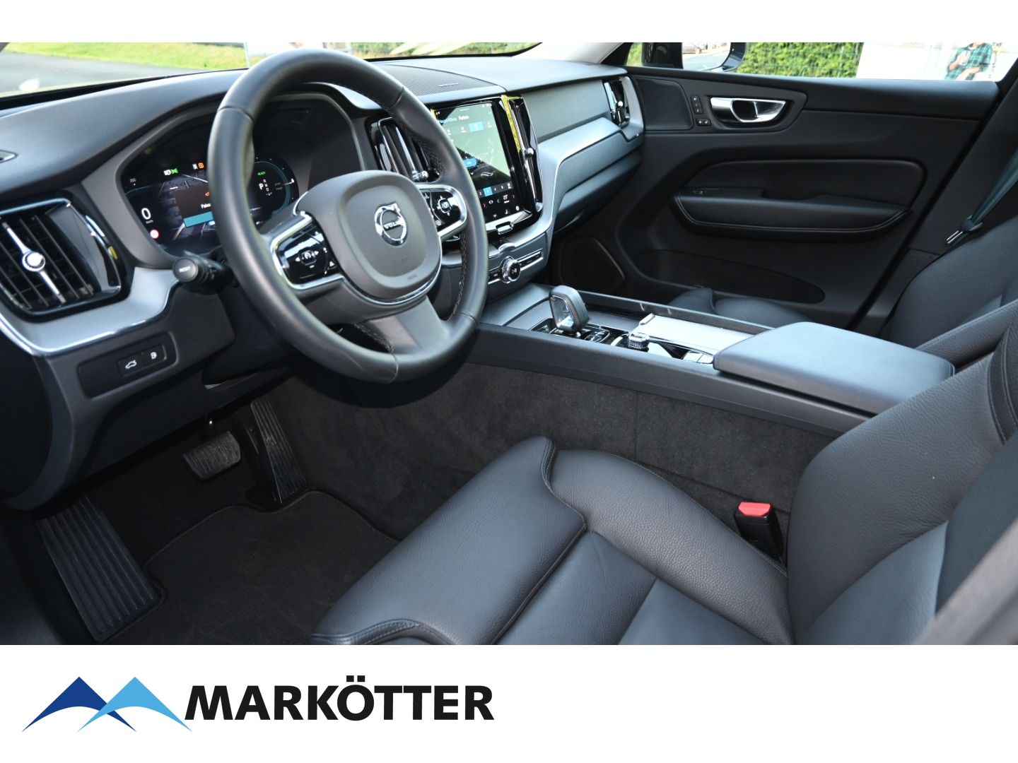 Volvo XC60 T8 Recharge Plus AWD - Samsaru's Car Outlet