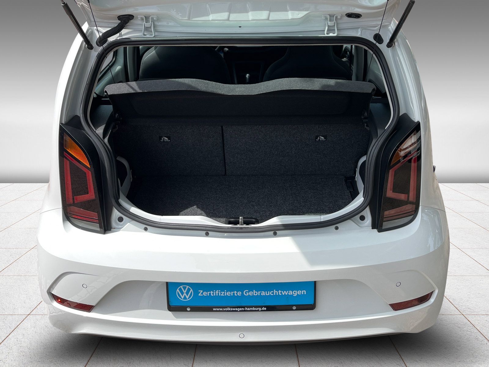 Volkswagen e-up! move up! - Samsaru's Car Outlet
