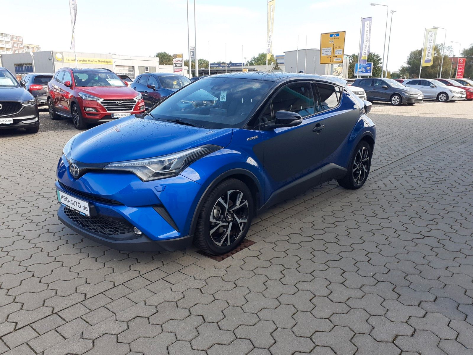 Toyota C-HR 1.8 Hybrid - Samsaru's Car Outlet