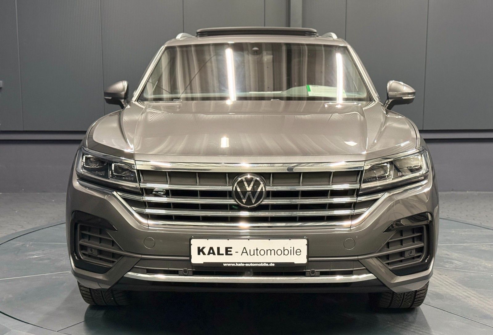 Volkswagen Touareg R-Line 4Mot.*20Zoll*PANORAMA*LUFT*HIFI*