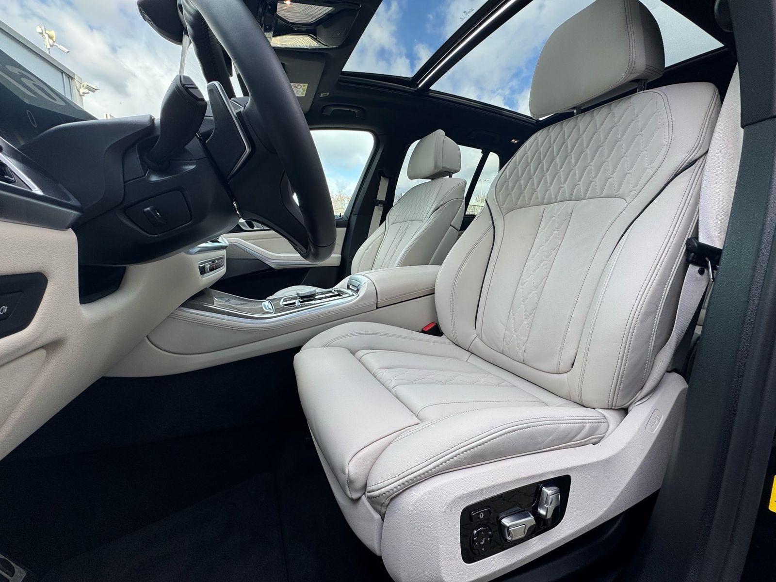 BMW X5 xDrive50e M Sport PANO h&k AHK DA-Prof PA-Pro