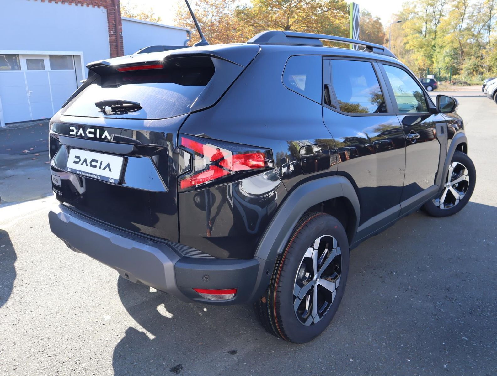Dacia Duster Journey TCe 130 - Samsaru's Car Outlet