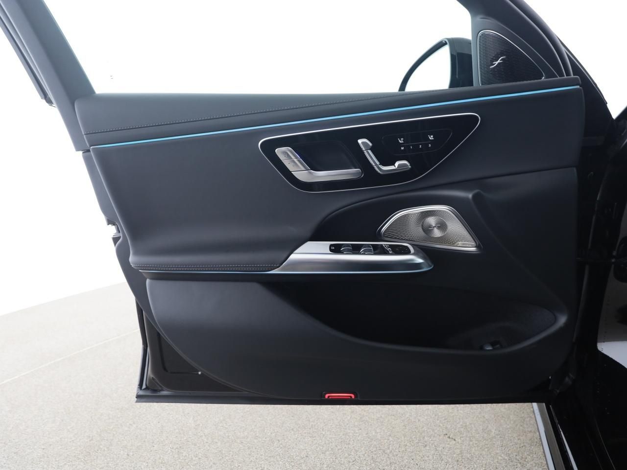 Mercedes-Benz E 450 d 4M T AMG Digital Light Night Burmester