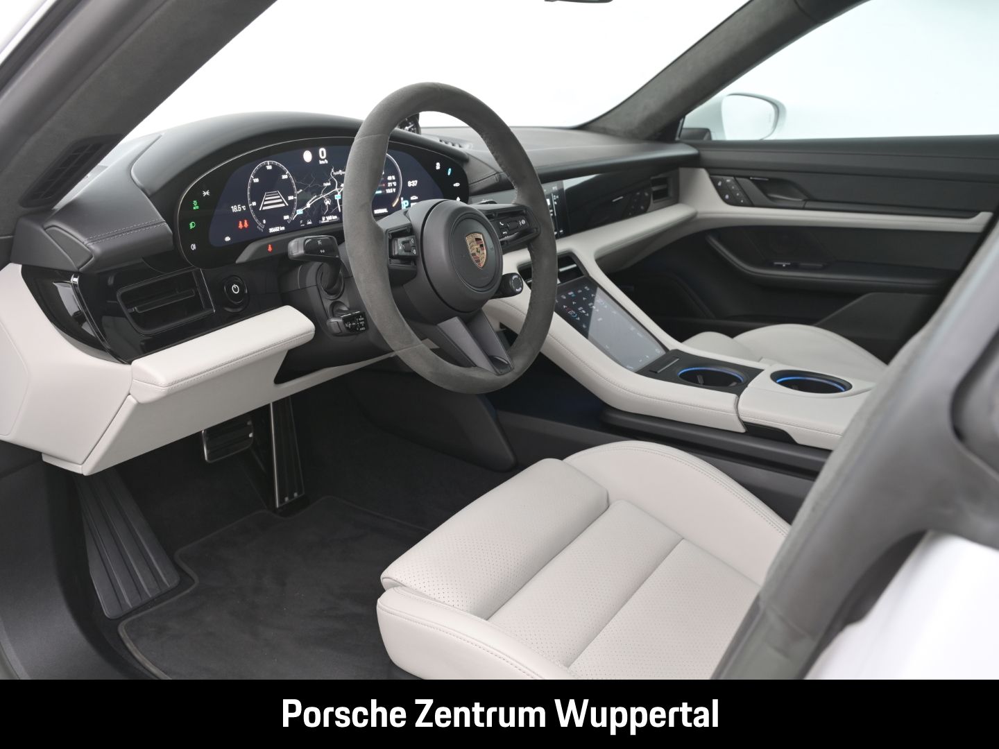Porsche Taycan GTS Head-Up BOSE 21-Zoll Panoramadach