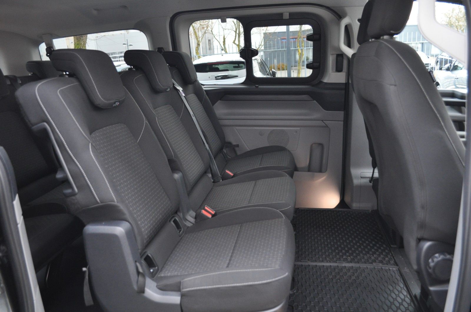 Ford Transit Custom Kombi 320 L1 FWD TREND/AUT/ALU