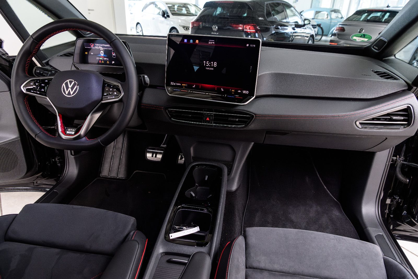 Volkswagen ID.3 GTX IQ-LIGHT+AHK+PANO+360°-KAM+NAV+WÄRMEP.