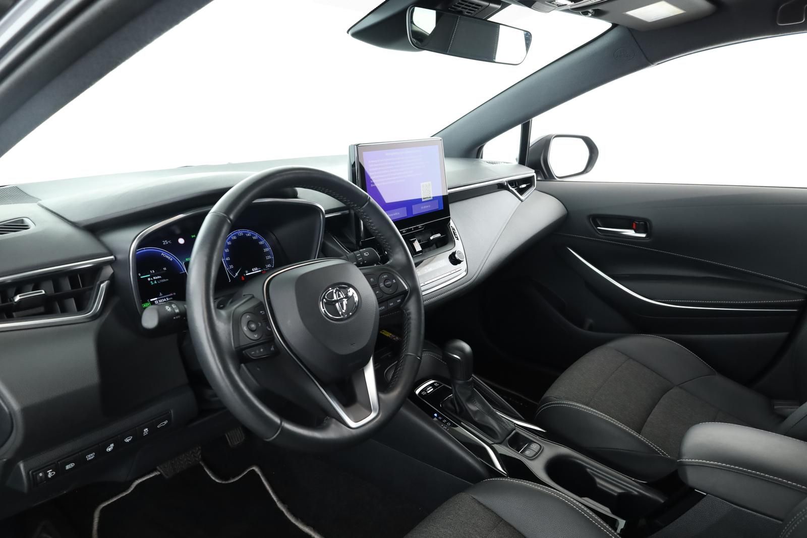 Toyota Corolla Touring Sports 2.0 CVT Team D Navi Kam