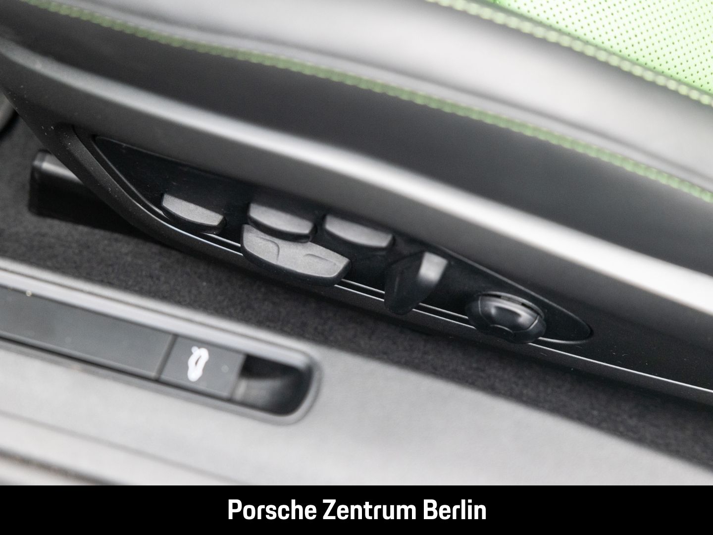 Porsche 992 911 Turbo S Cabrio Sportabgas Liftsystem-VA