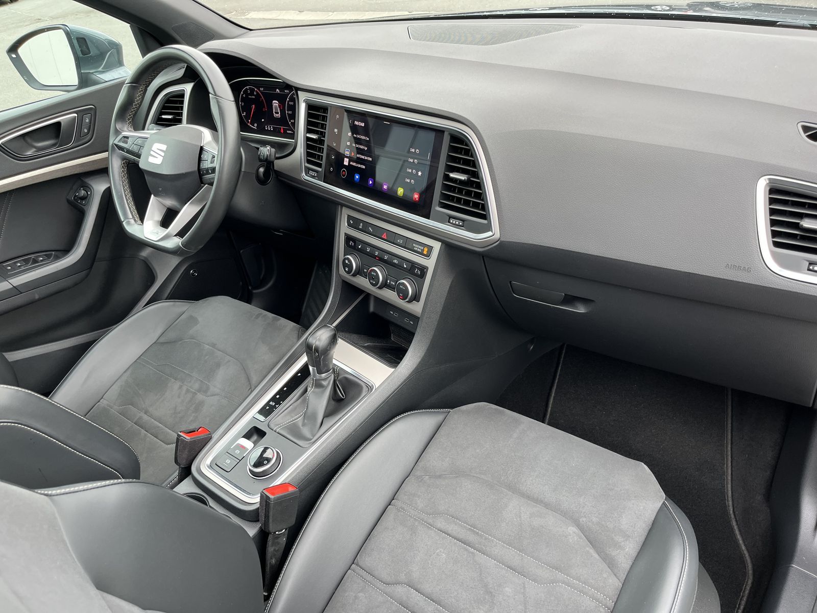 Seat Ateca 1.5 TSI DSG Xperience AHK PANO Navi 360RFK