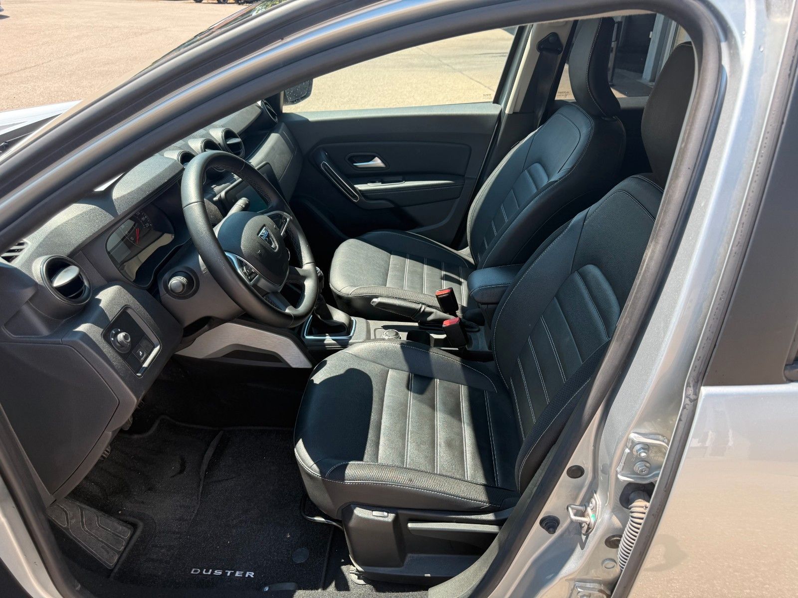 Dacia Duster TCe 150 4WD Prestige - Samsaru's Car Outlet