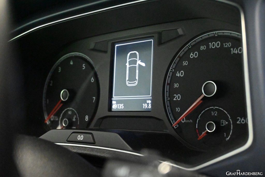 Volkswagen T-Roc 1.5 TSI Automatik United - Samsaru's Car Outlet