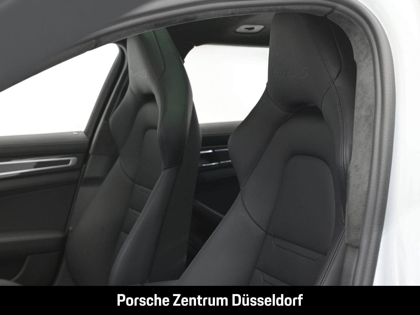 Porsche Panamera Turbo S Sport Turismo LED-Matrix BOSE