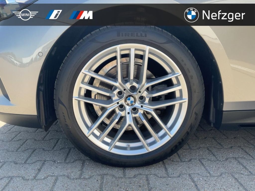 BMW 520 i Limo. Memory Sitzbelüftung Driving Assist.