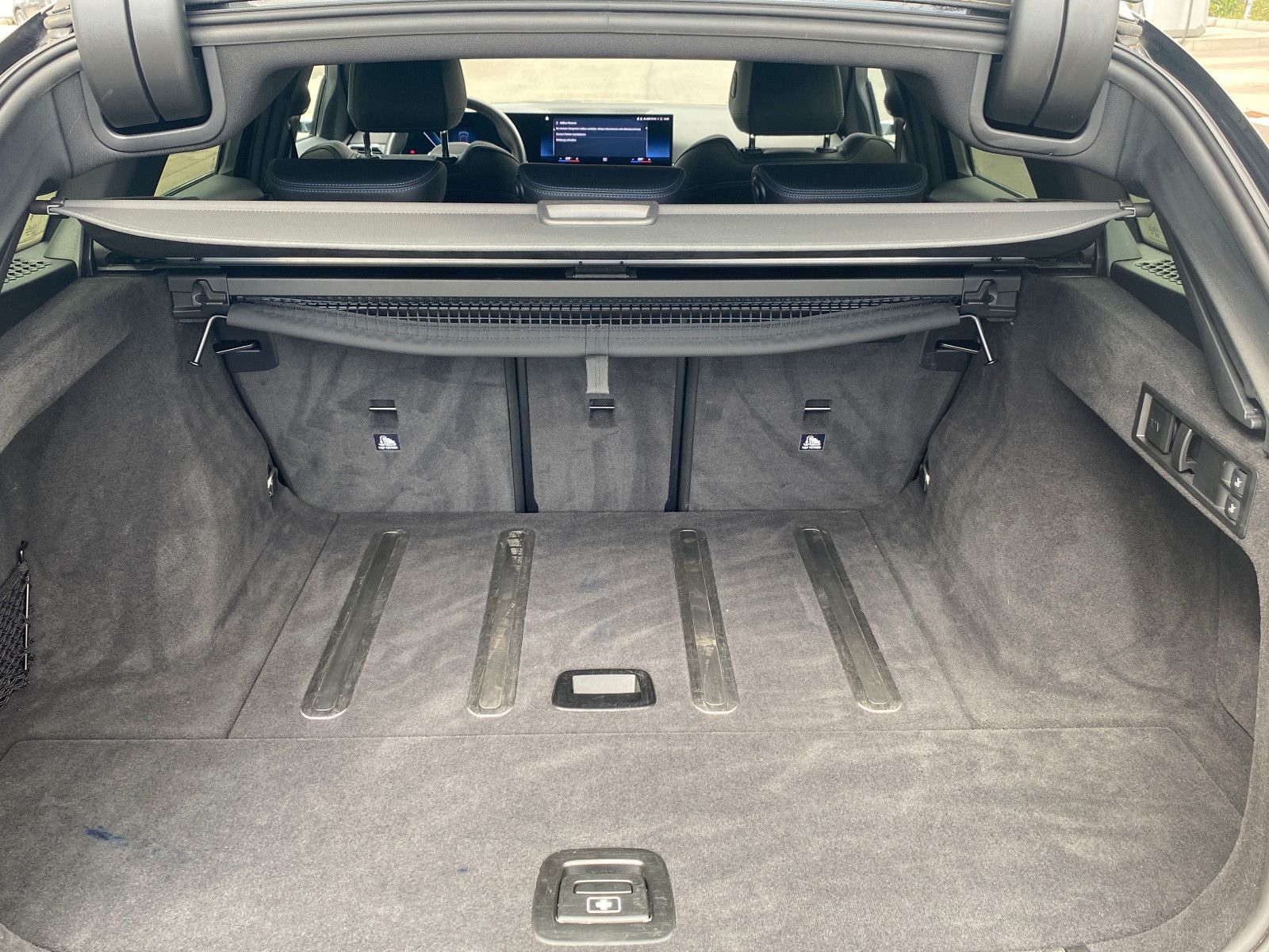 BMW 320 d xD M Sport - Samsaru's Car Outlet