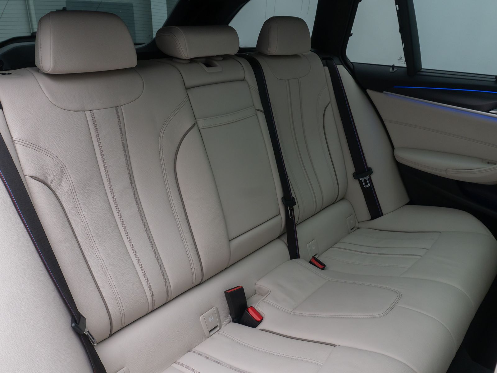 BMW 540d xD M Sport 360° HUD DAB H/K Panorama 20Zoll