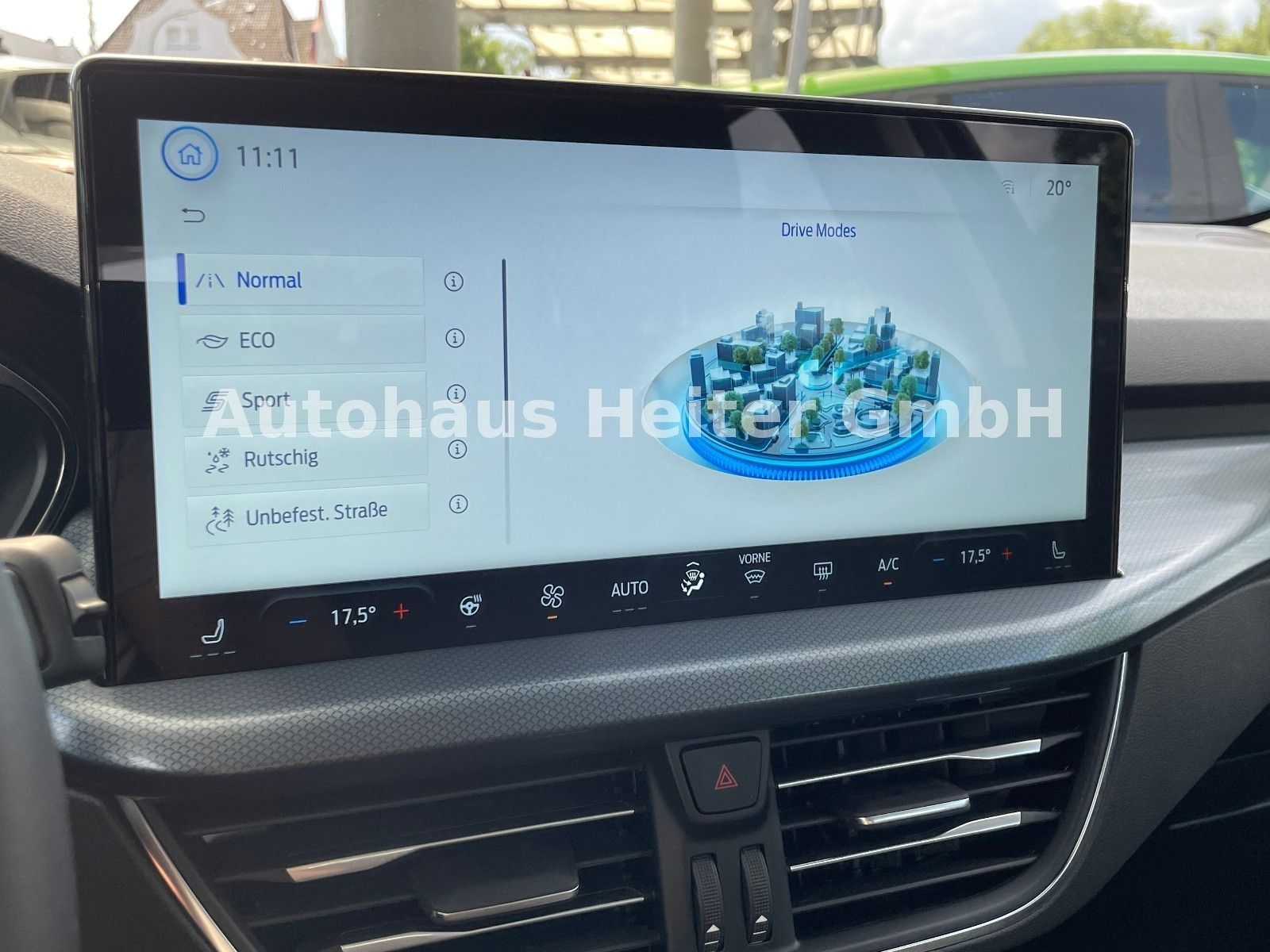 Ford Focus Lim. Aut. 114KW Active /ACC+AHK+BLIS