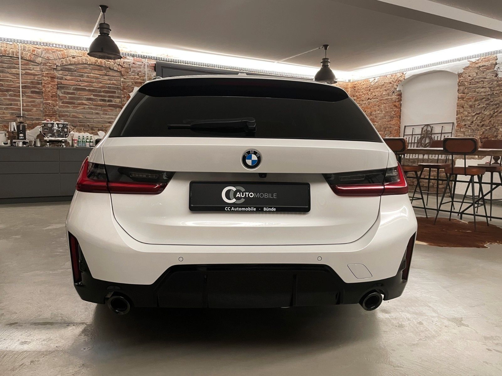 BMW 320d xDrive M Sport - Samsaru's Car Outlet