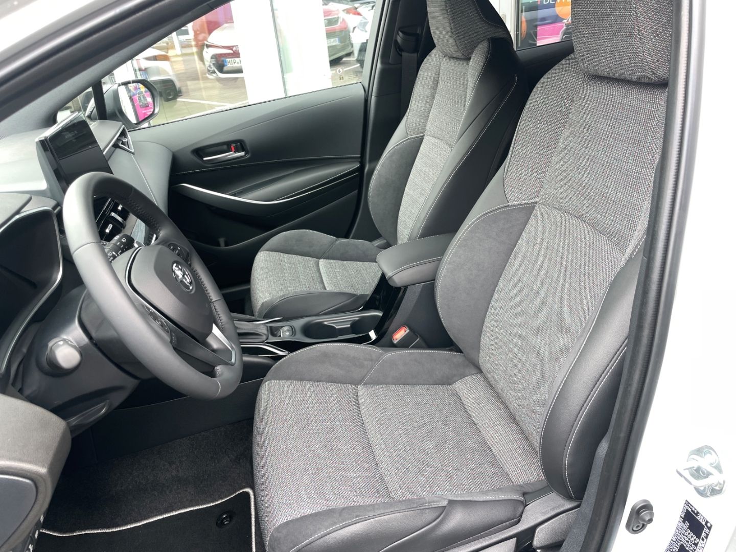 Toyota Corolla TS 1.8 Hybrid Teamplayer *Technik-Paket*