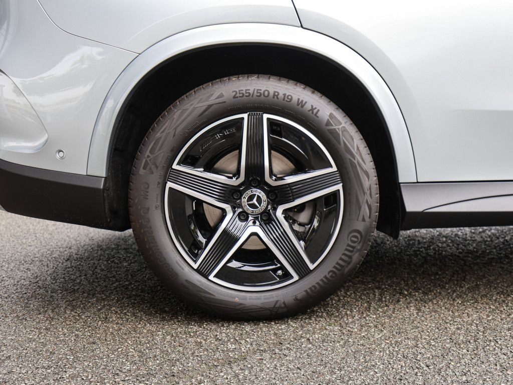 Mercedes-Benz GLC 220 d 4M AMG Line AHK Abstandstemp. LED Pano