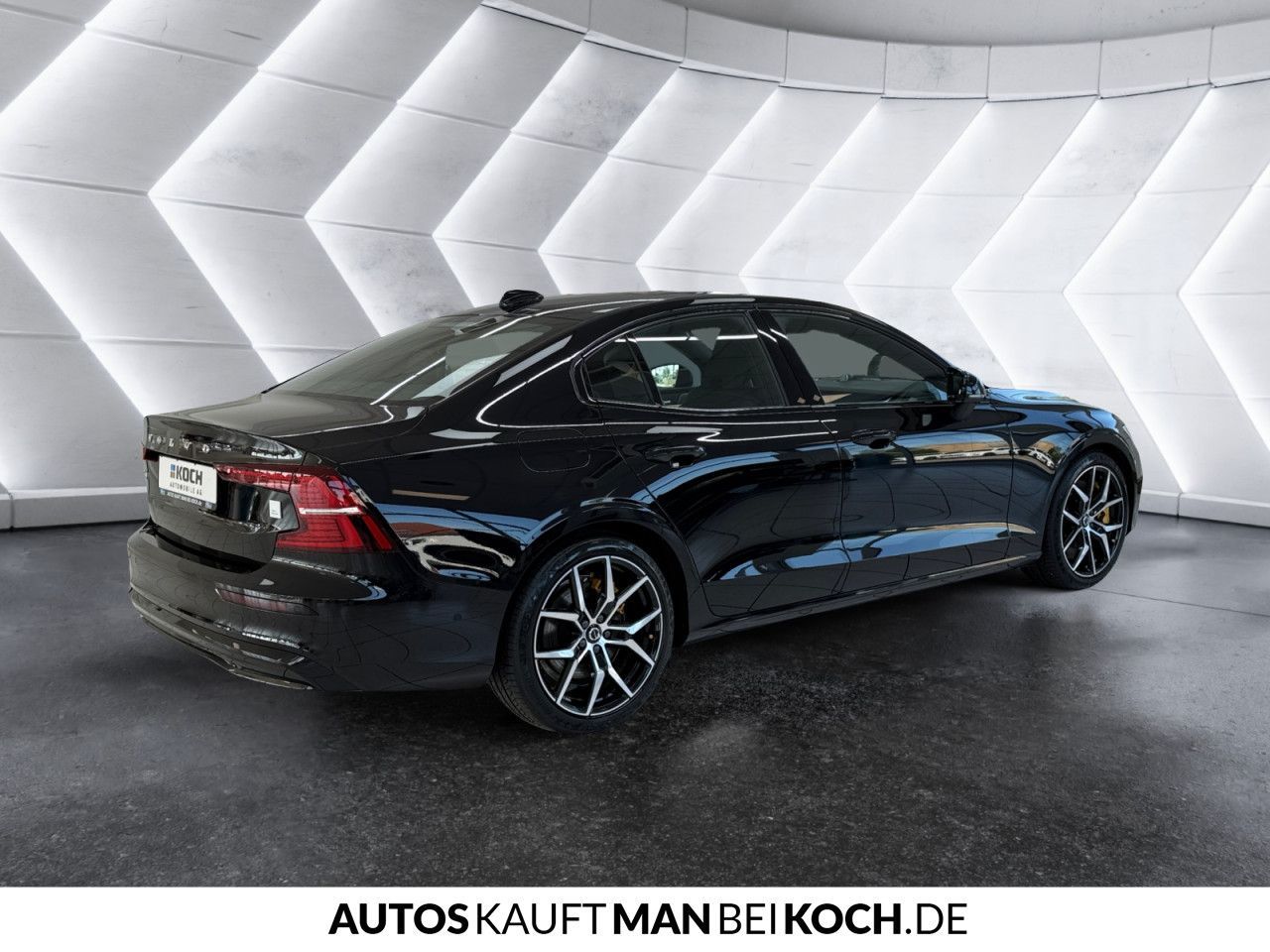 Volvo S60 T8 Plug-In AWD Polestar Engineered HIGH- END