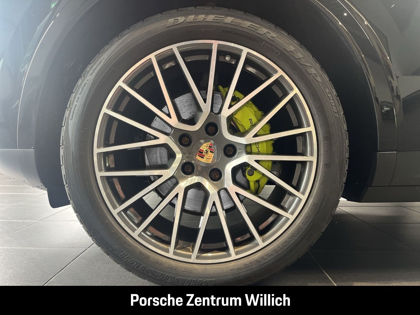 Porsche Cayenne E-Hybrid Clubleder Luftfederung 21-Zoll