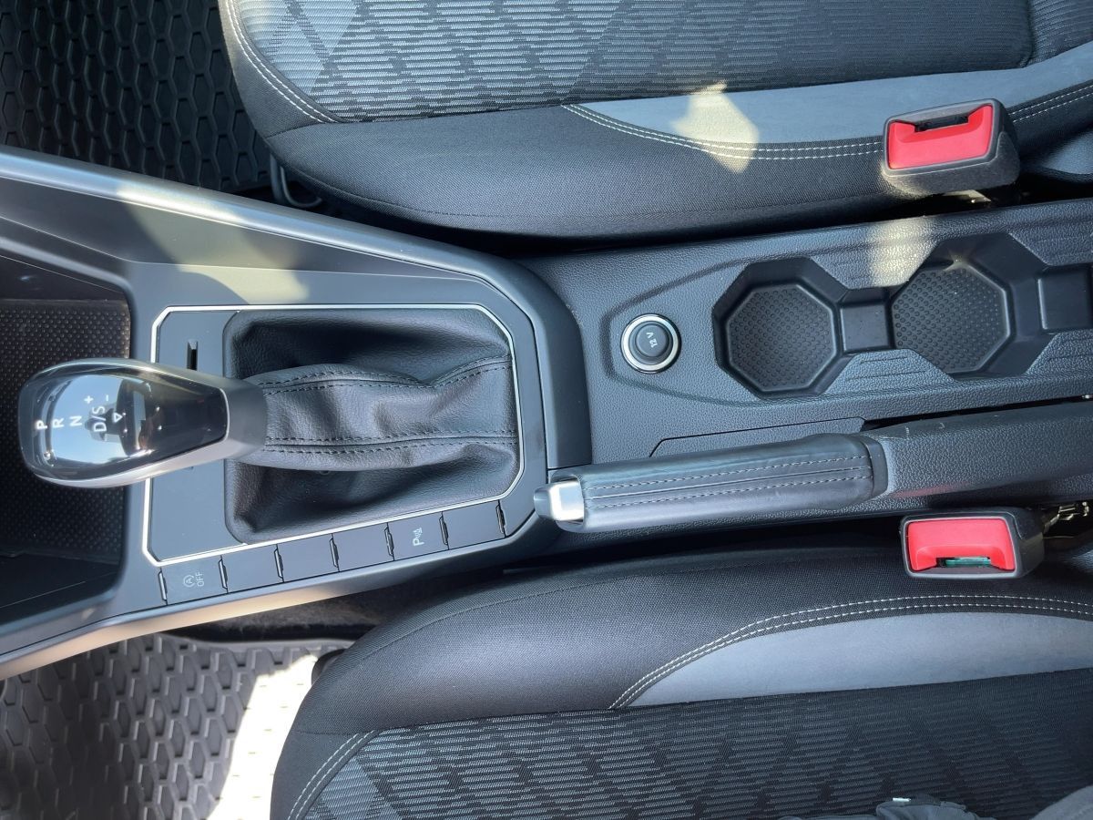 Volkswagen Taigo 1.5 TSI DSG R-Line - Samsaru's Car Outlet