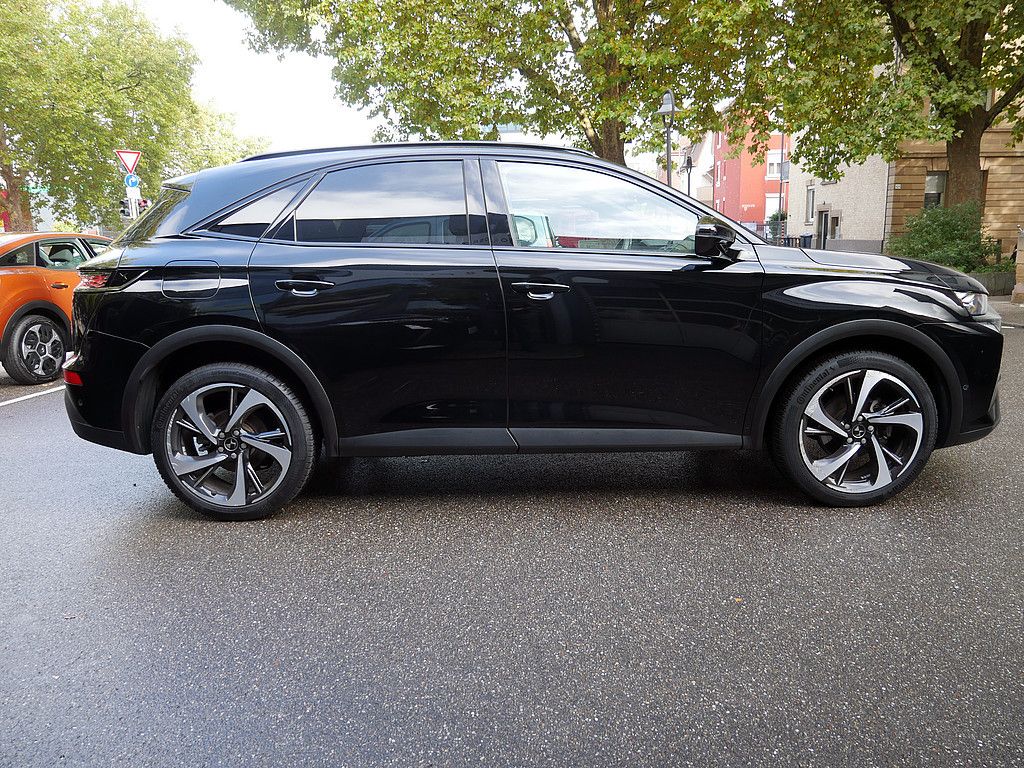 DS Automobiles DS 7 Crossback Opera BlueHDi 130 LED PANO 360°