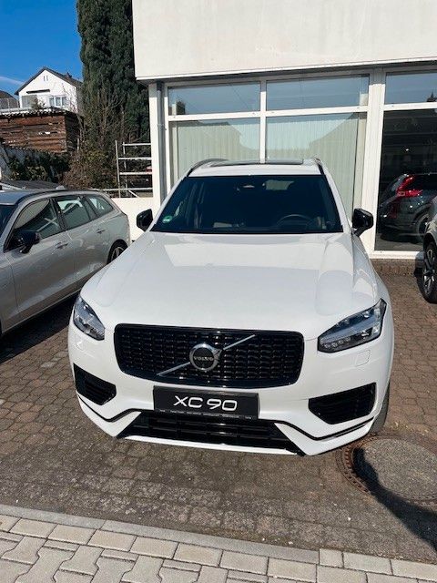 Volvo XC 90 XC90 Ultimate Dark Plug-In Hybrid AWD