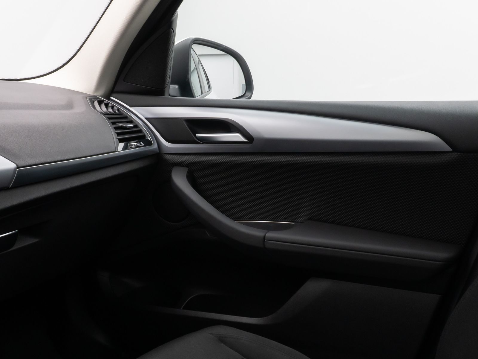 BMW X3 xD30e Panorama Kamera DAB HiFi WLAN Stop&Go