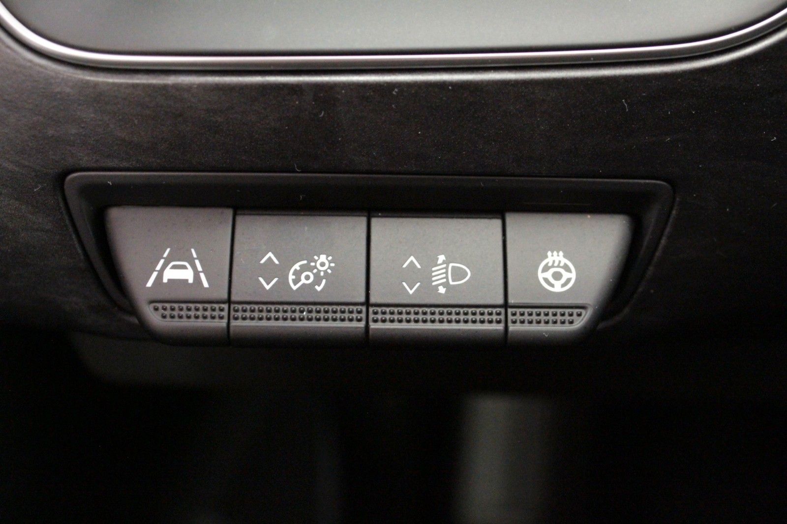 Renault Arkana Mild Hybrid - Samsaru's Car Outlet