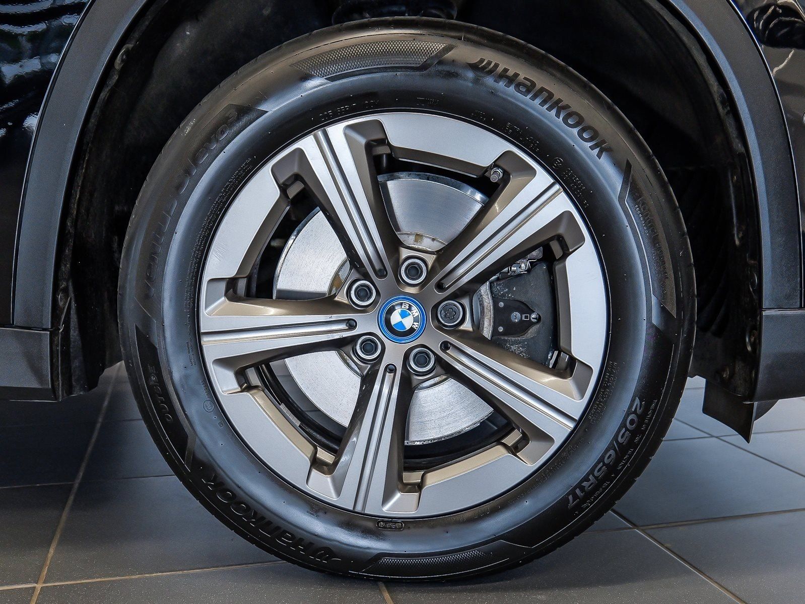 BMW X1 xDrive25e RFK - Samsaru's Car Outlet