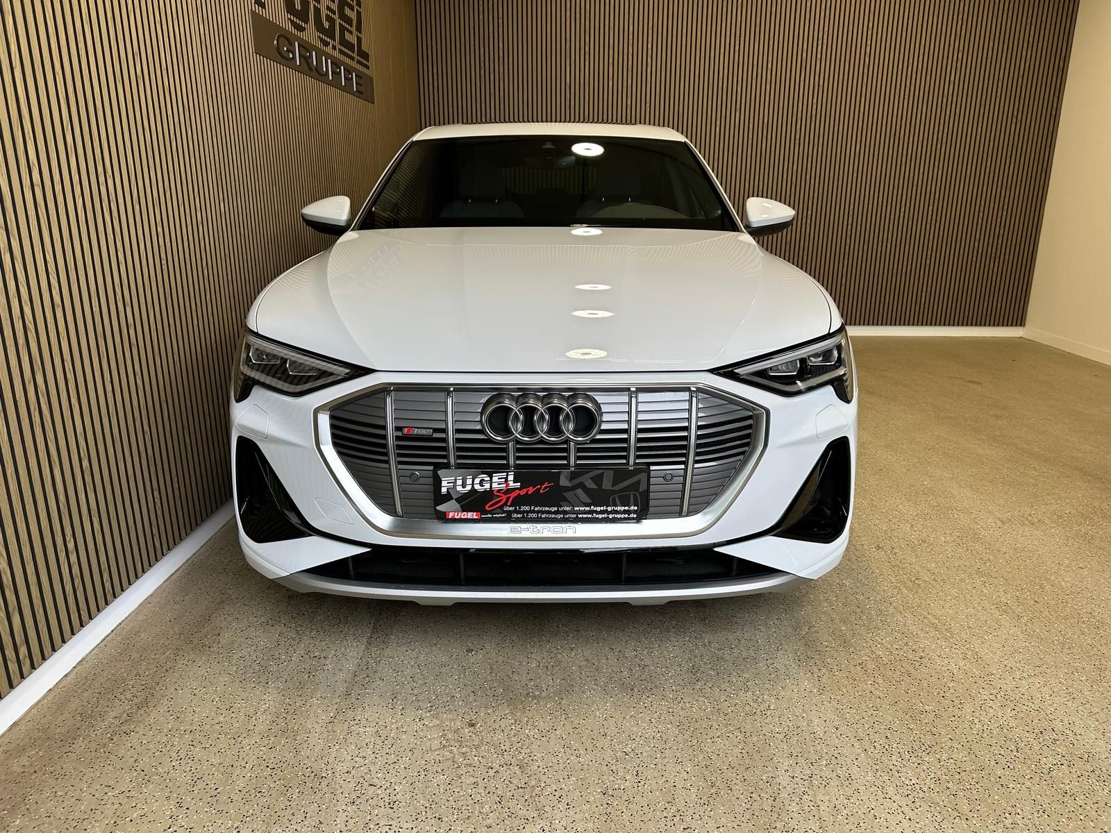 Audi e-tron 55 quattro S line 95kWh Matrix|Sport|Bang