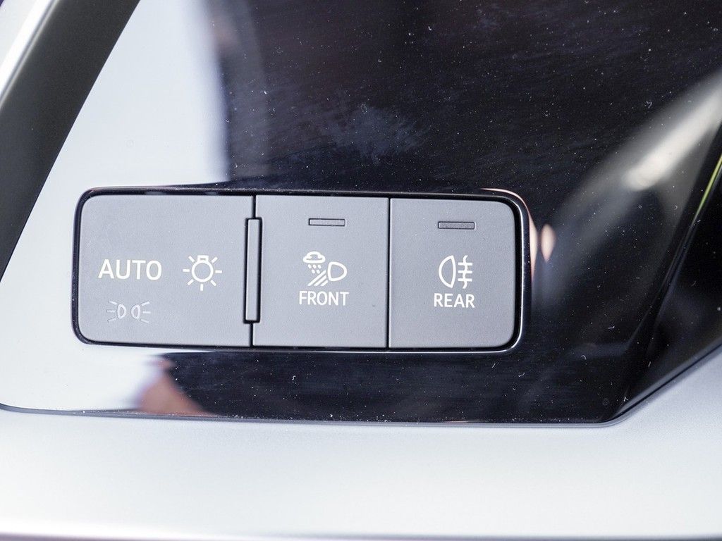 Audi A3 Sportback 45 TFSI e S line S-tron Navi Matrix