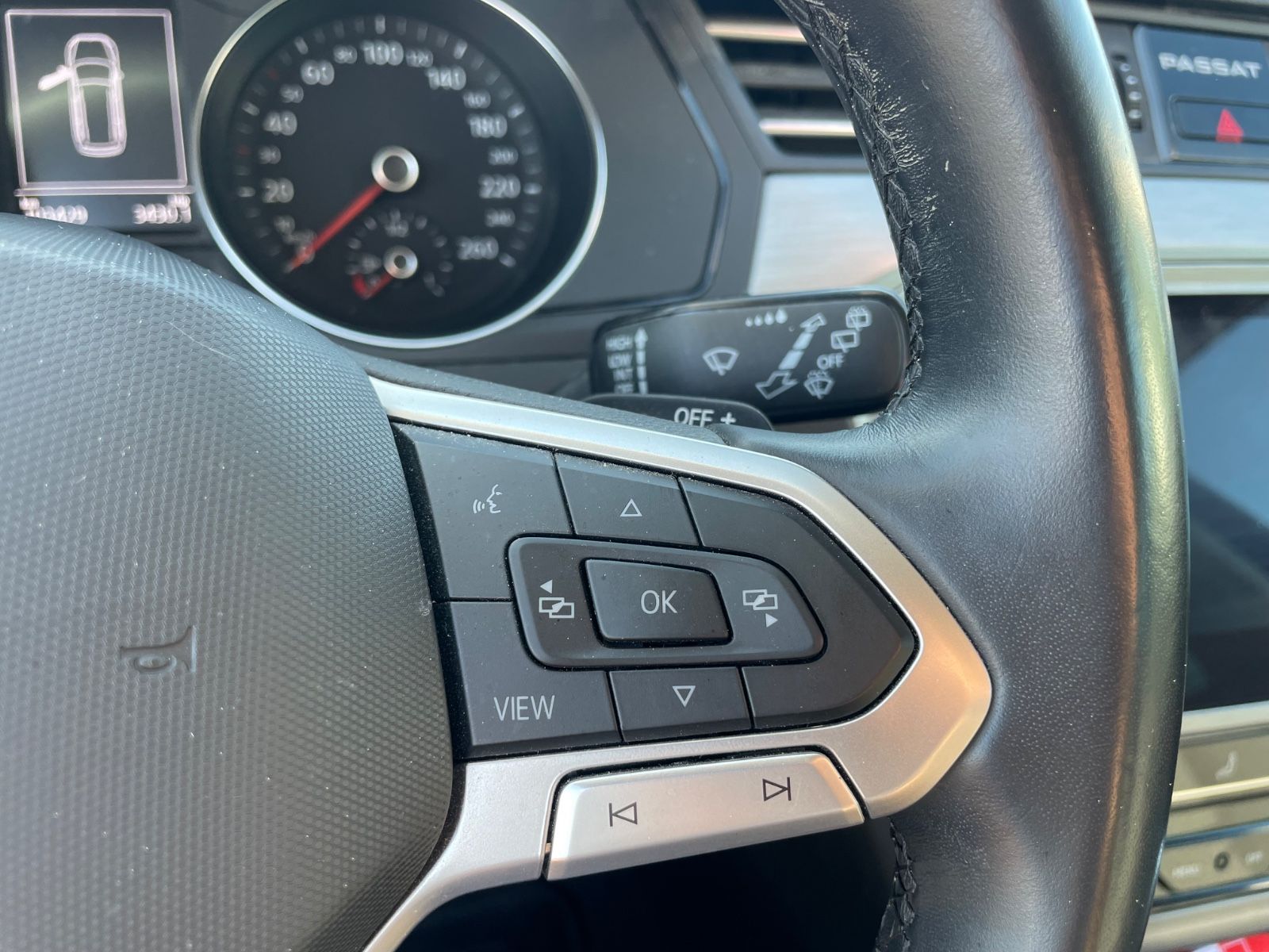 Volkswagen Passat Variant - Samsaru's Car Outlet