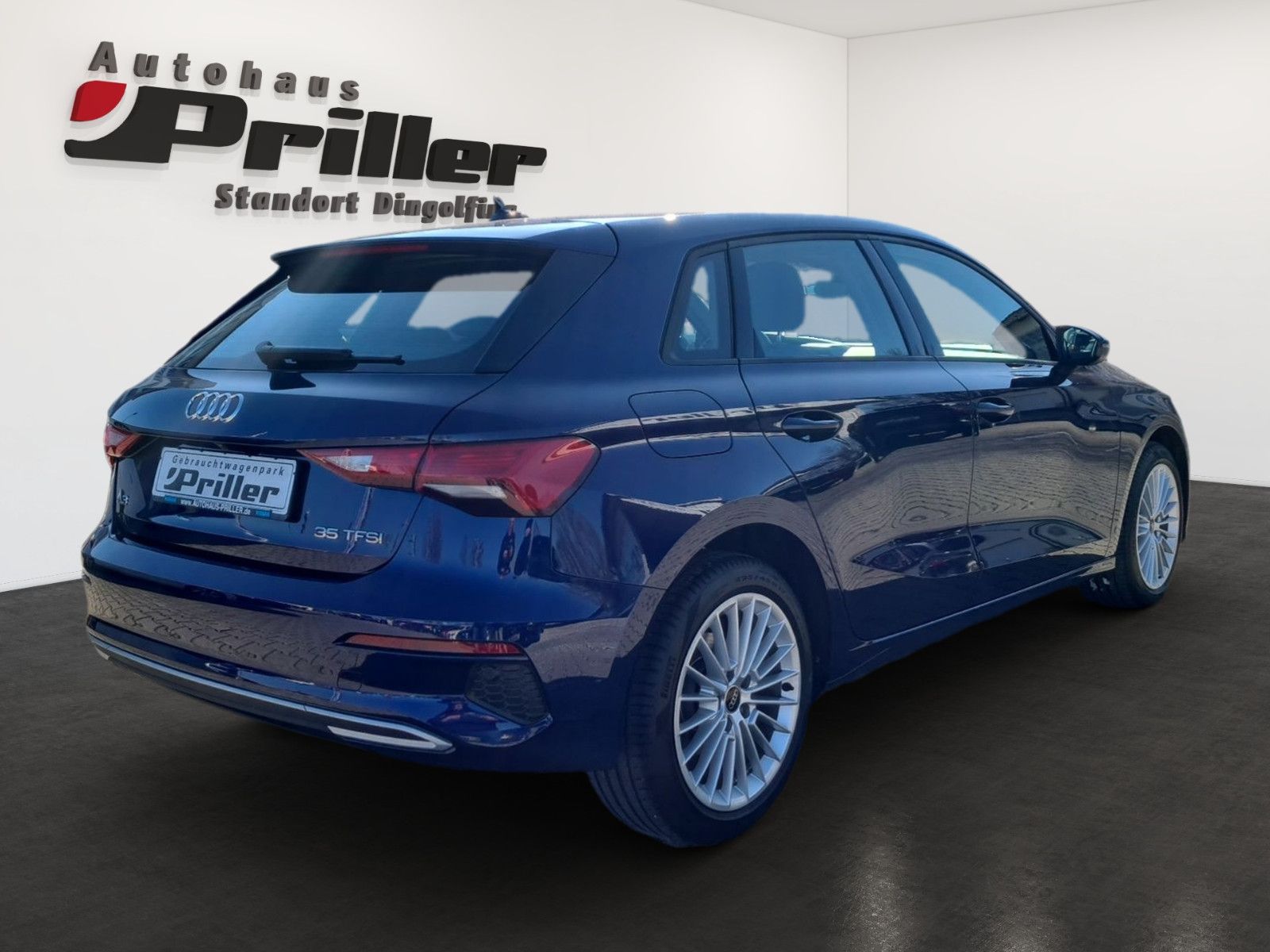 Audi A3 Sportback 35 TFSI Advanced - Samsaru's Car Outlet