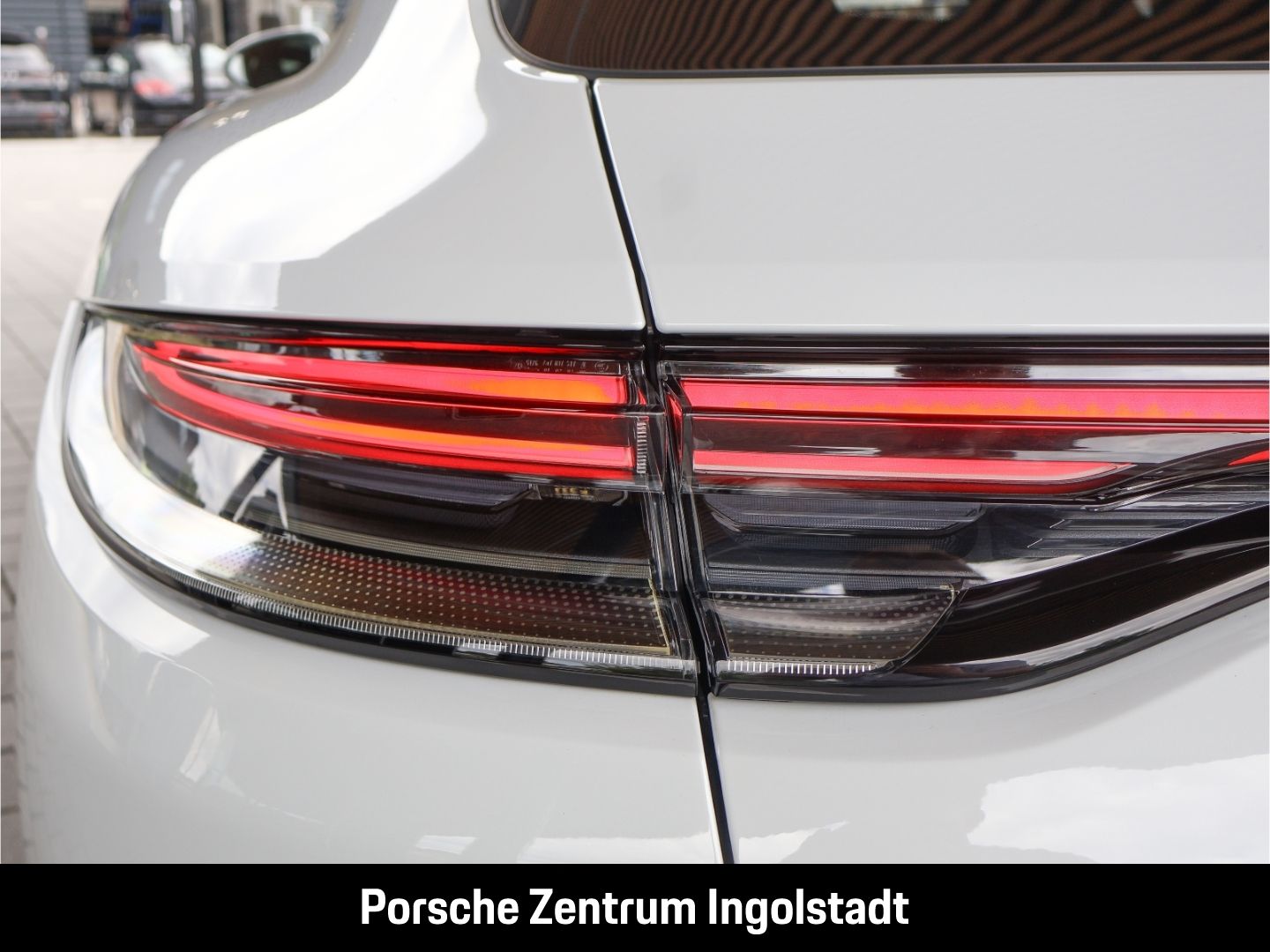 Porsche Panamera 4S Sport Turismo, Panorama, Surround Vi