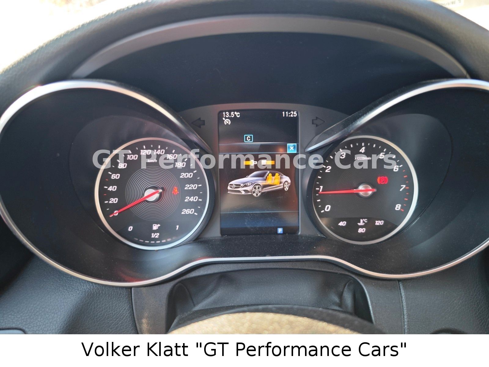 Mercedes-Benz Cabrio C 180 AMG-Line - Samsaru's Car Outlet