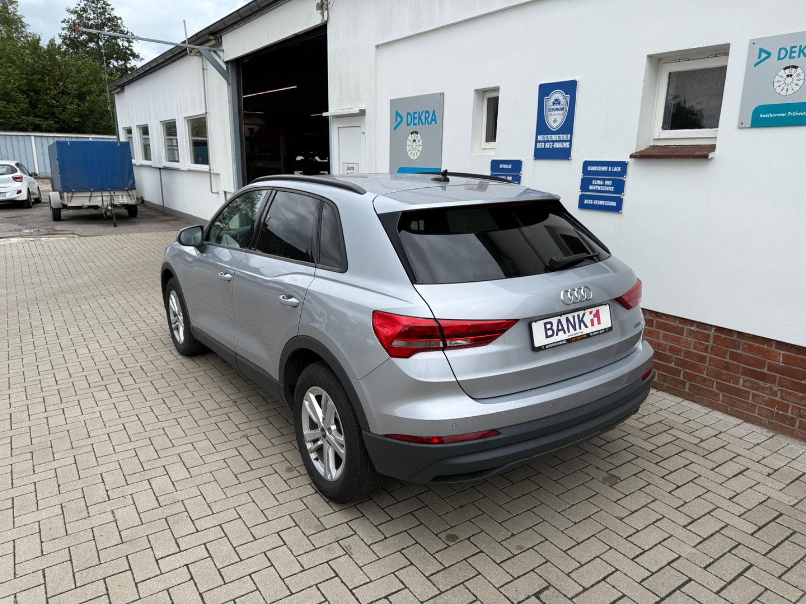 Audi Q3 35 TDI quattro - Samsaru's Car Outlet