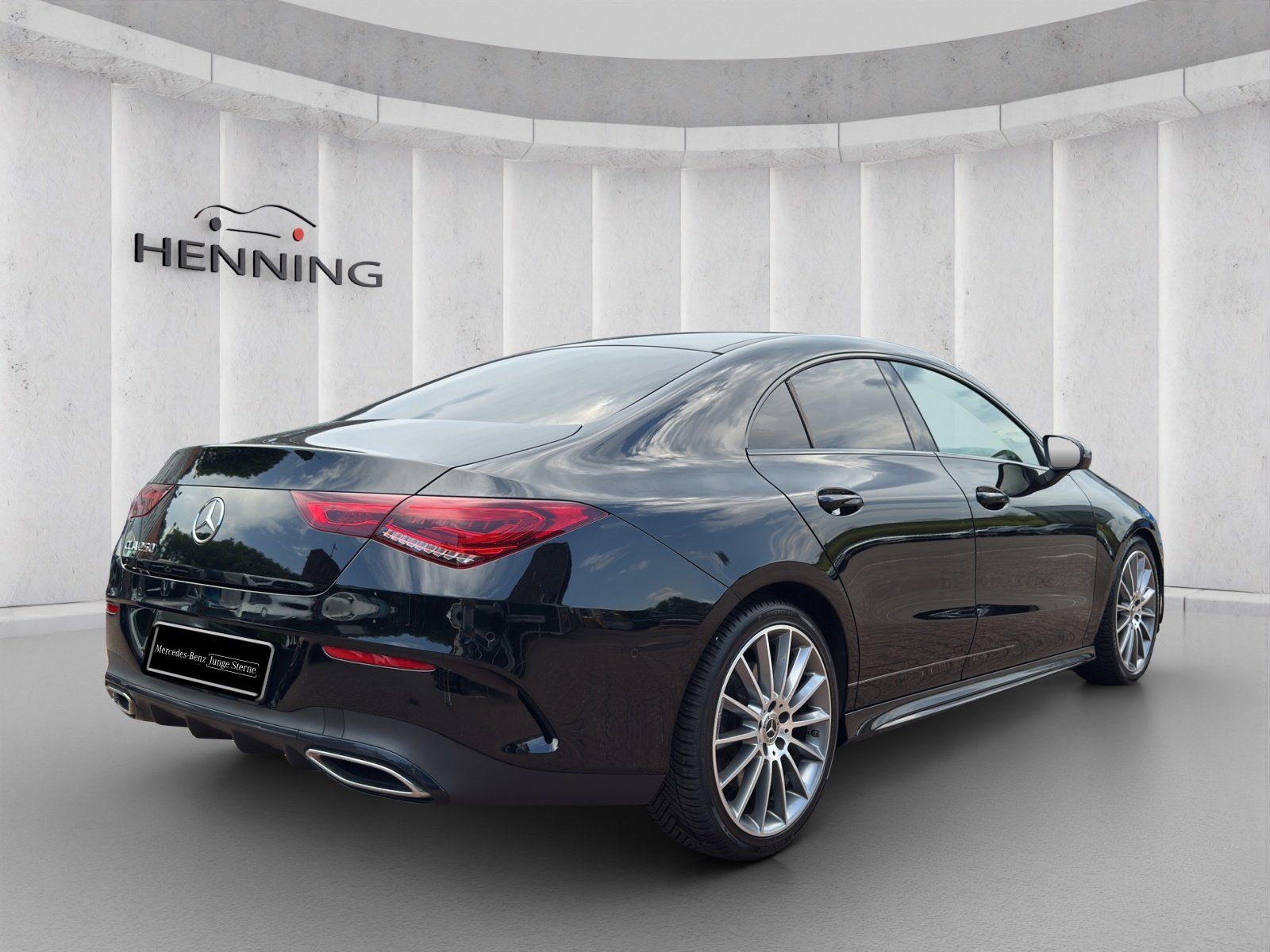Mercedes-Benz CLA 250 AMG Coupé - Samsaru's Car Outlet