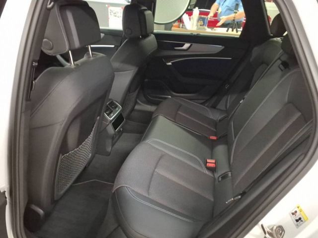 Audi A6 Avant 45 TFSI quattro S line - Samsaru's Car Outlet