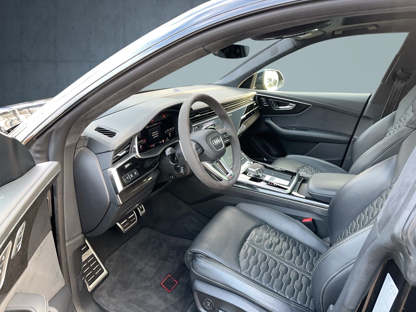 Audi RSQ8 4.0TFSI quattro ACC AHK B&O MATRIX PANO 360