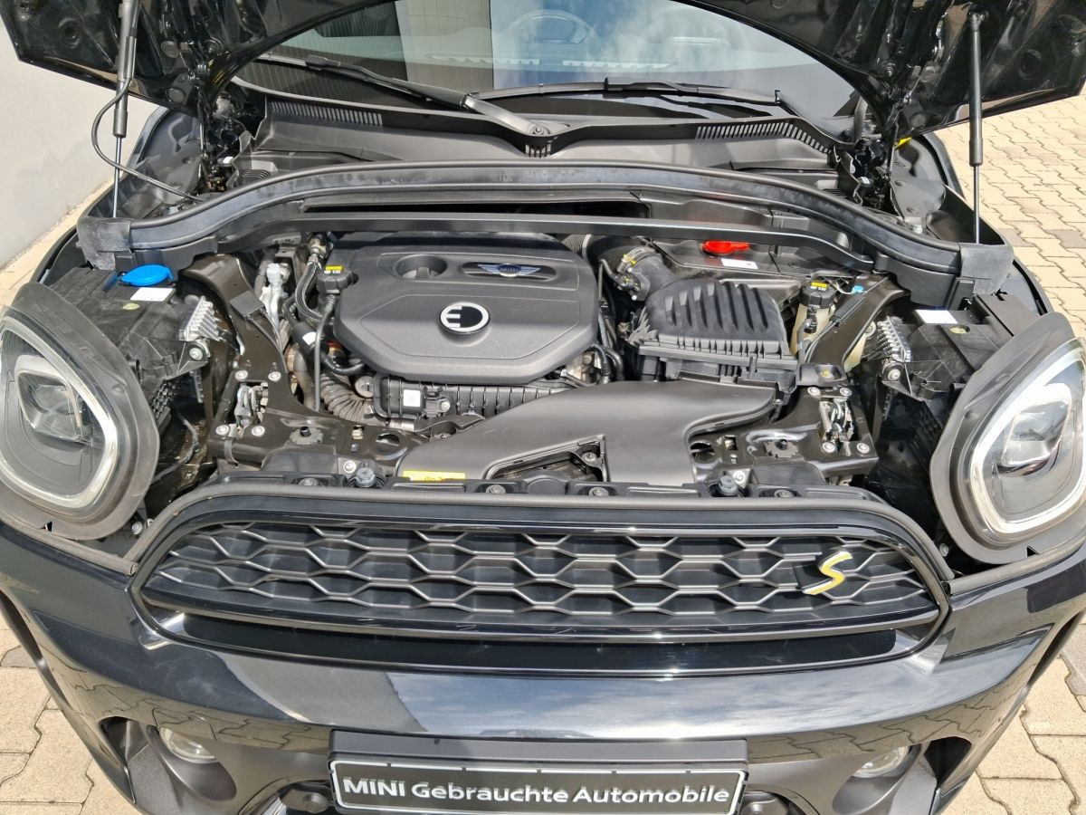MINI Cooper SE ALL4 - Samsaru's Car Outlet
