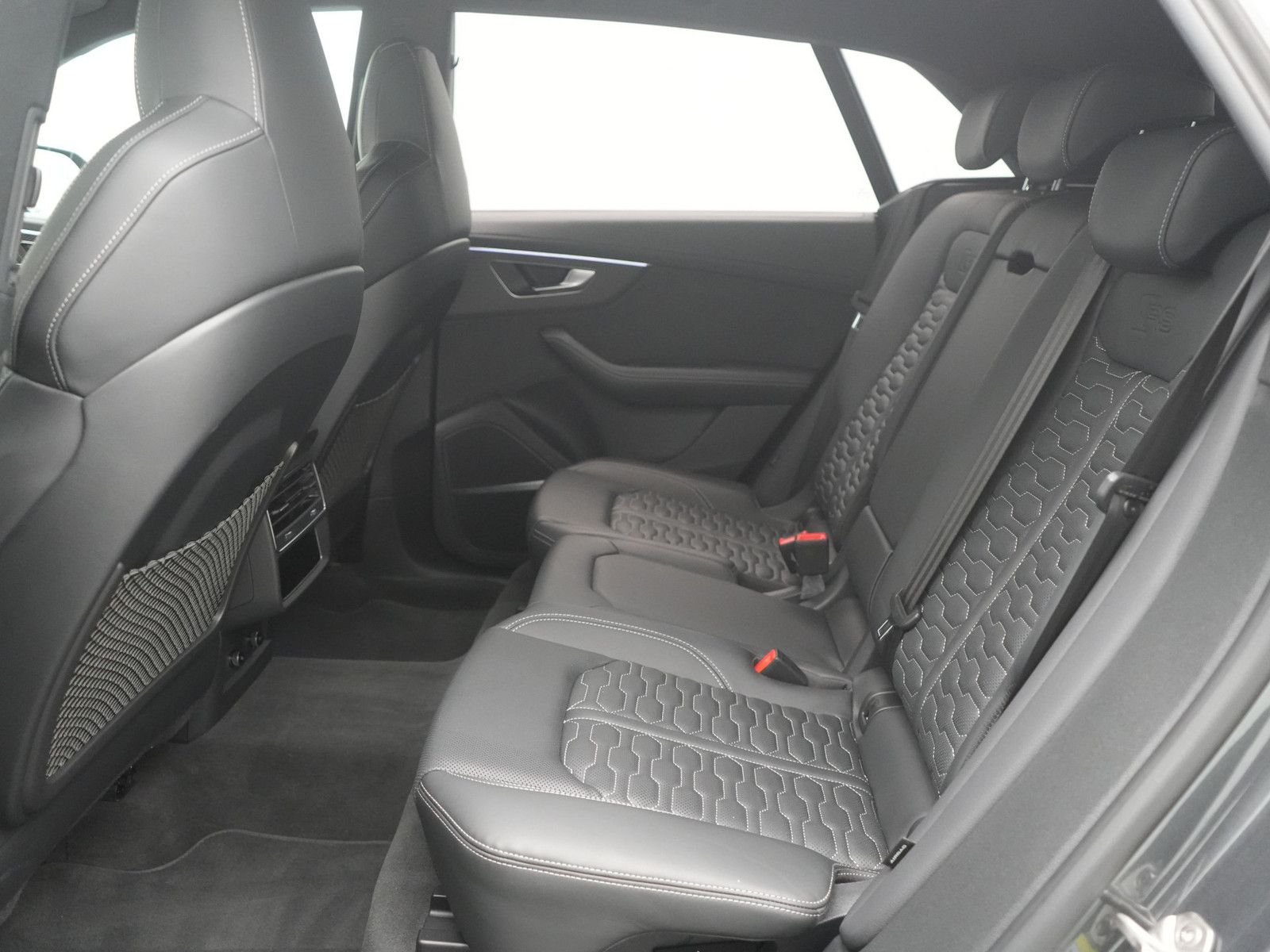 Audi RS Q8 ACC RAUTE 23" ALLRADLENKUNG AHK LEDER