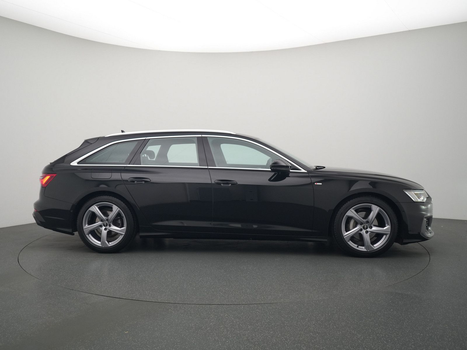 Audi A6 Avant quattro S line - Samsaru's Car Outlet