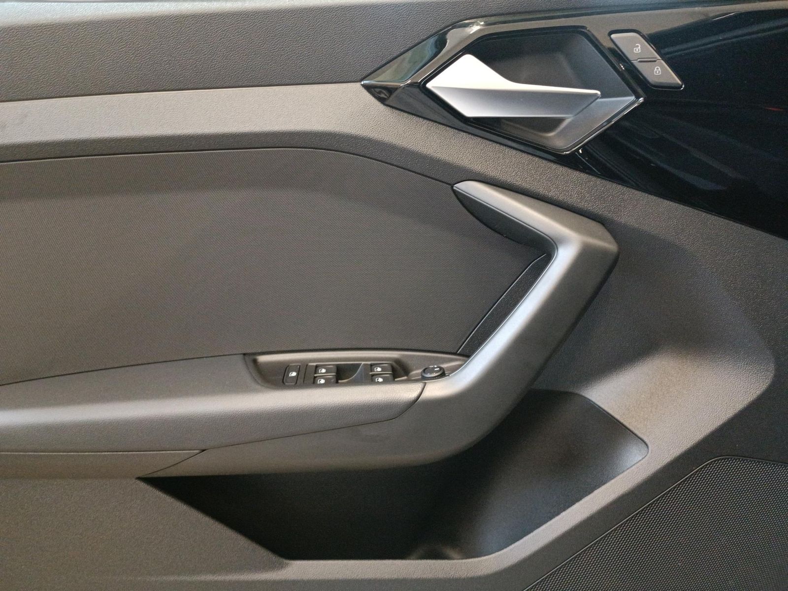 Audi A1 Sportback 25 TFSI S tronic LED*Navi*PDC