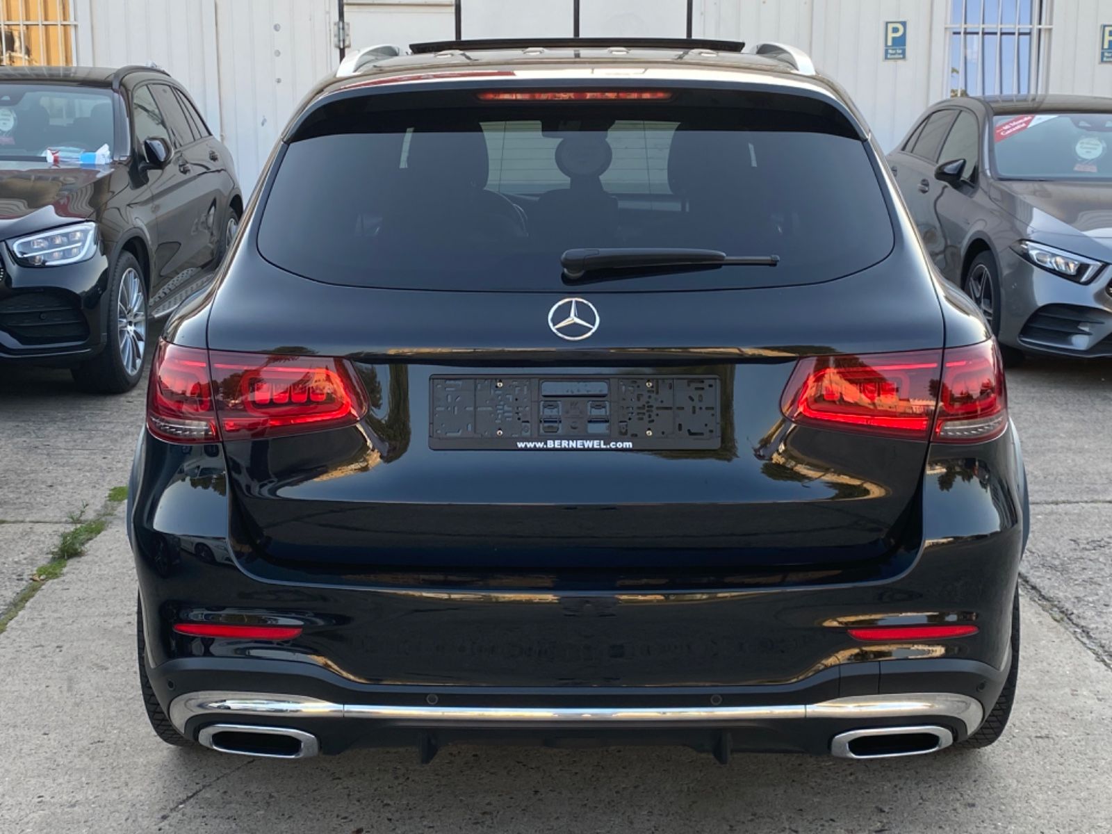 Mercedes-Benz GLC400d AMG 4M Airmatic_Panora_KeylessEntry_360°