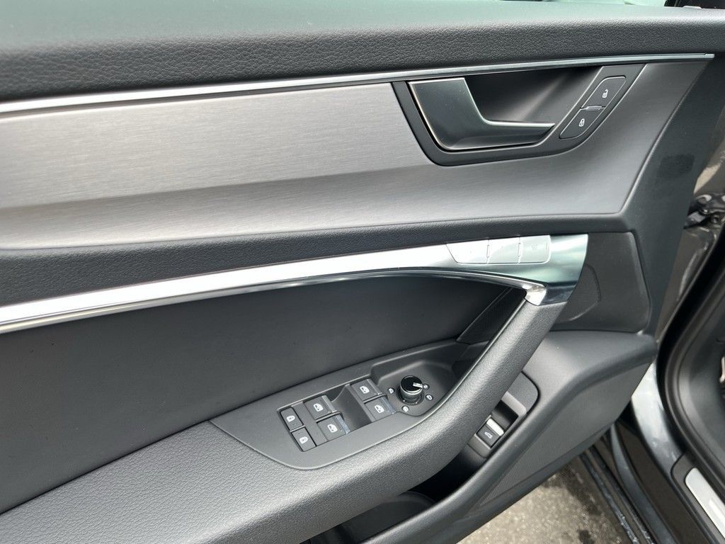 Audi A6 Avant 55 TFSI e quattro 2x S line Matrix AHK