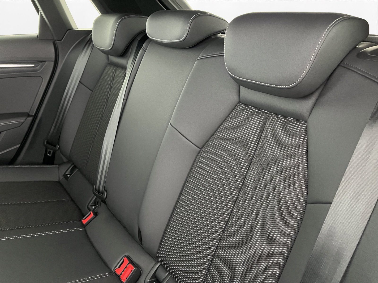 Audi A3 Sportback 30 TFSI S tronic advanced S line